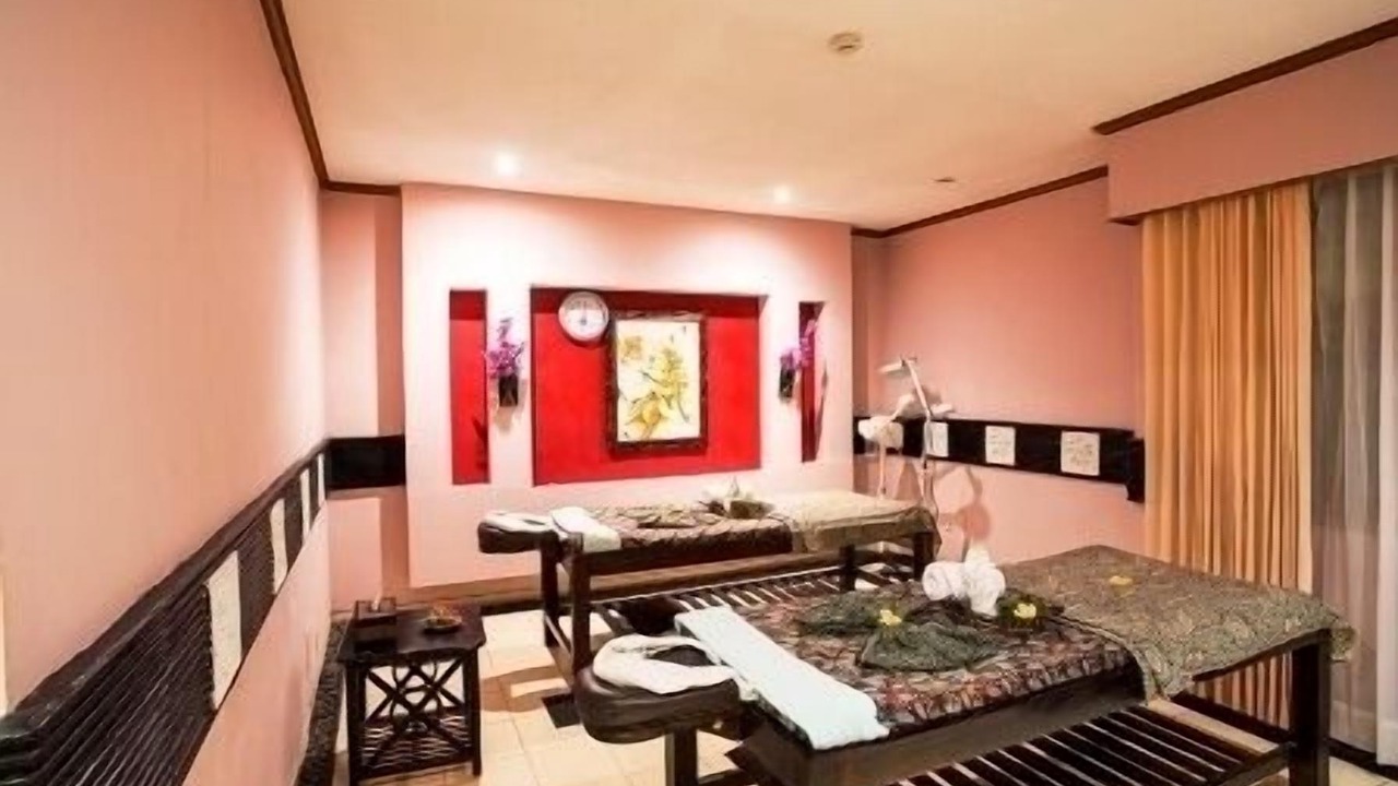 Photo of Bedroom in Mumbul
