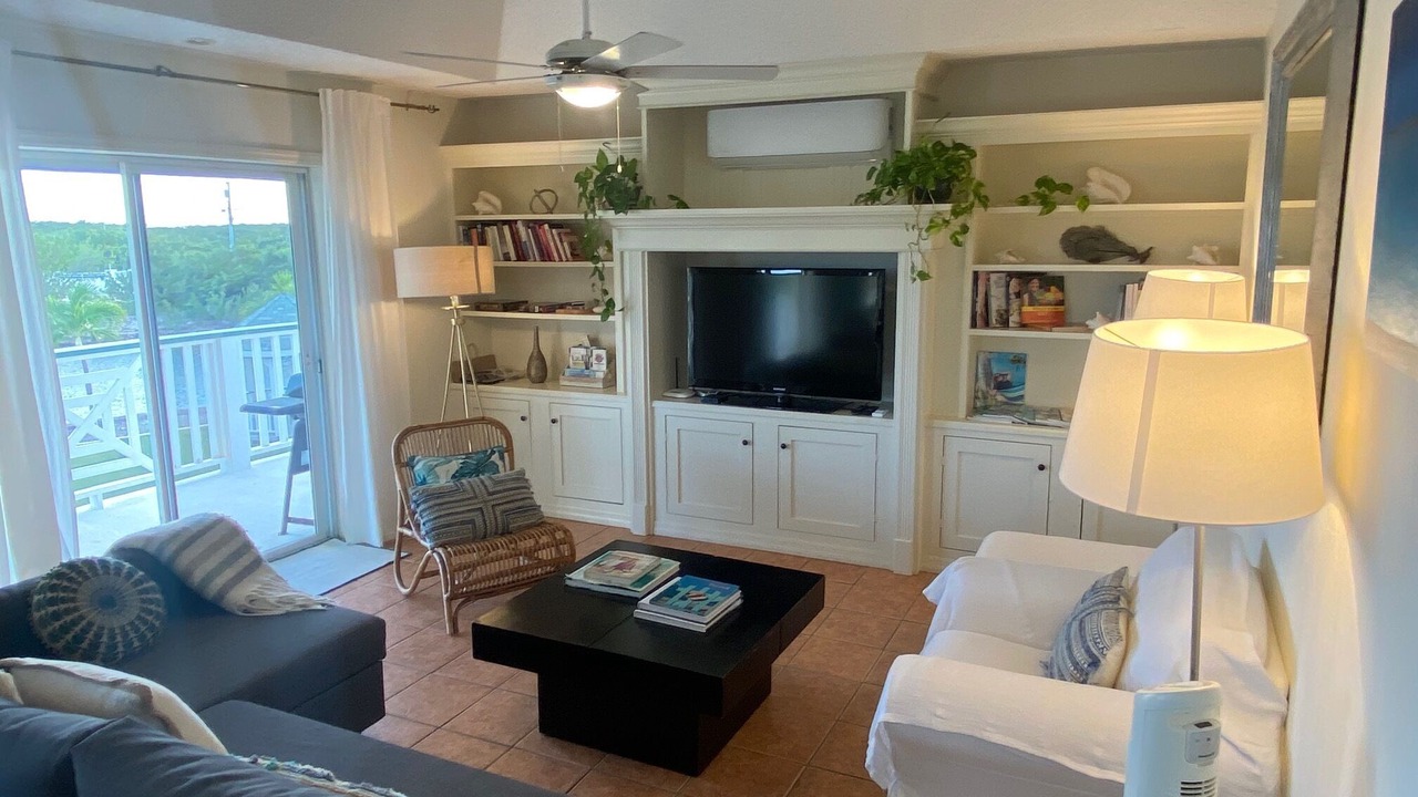 Photo of Livingroom in Discovery Bay