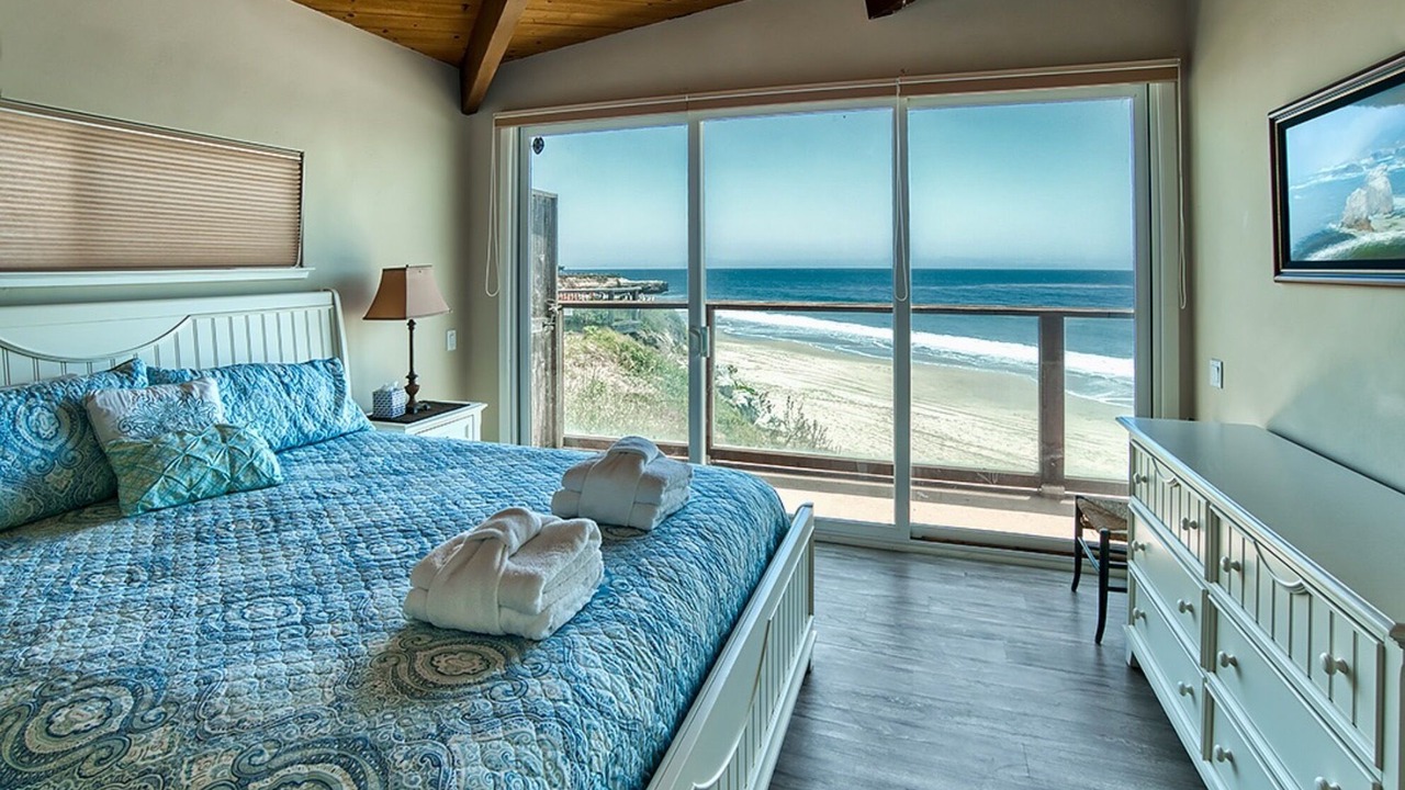 Photo of Bedroom in Westside Santa Cruz