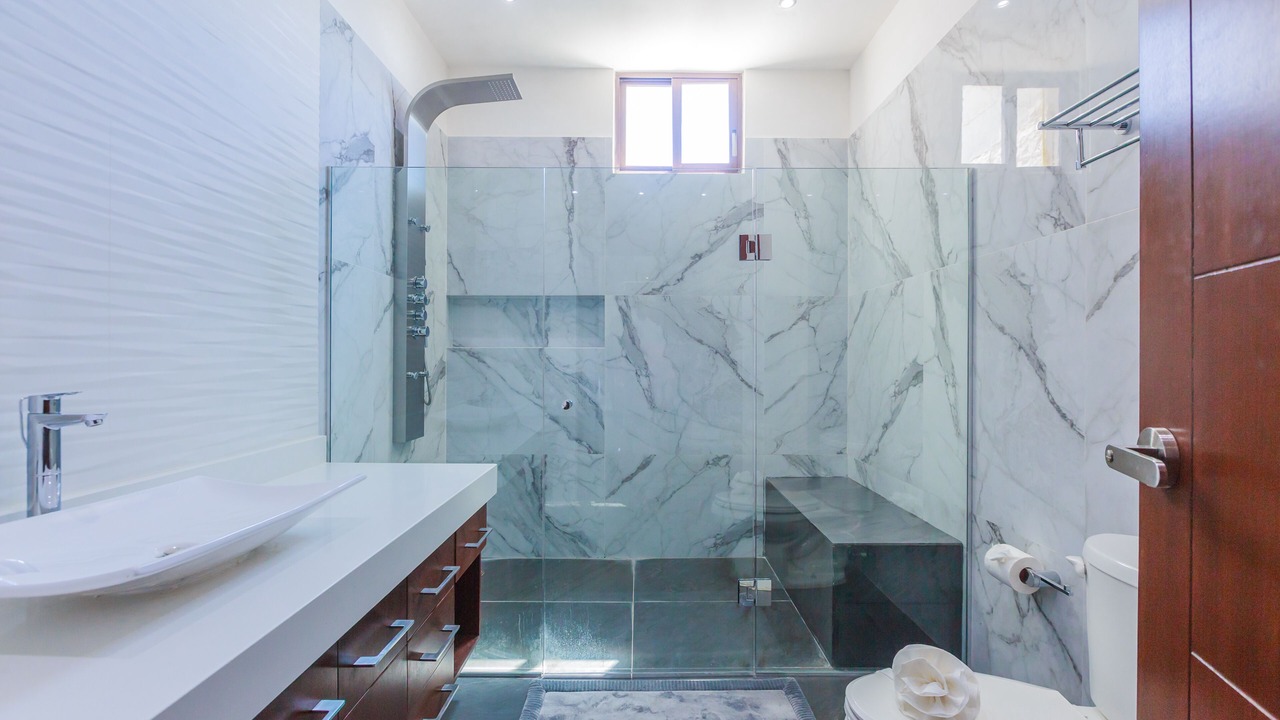 Photo of Bathroom in Colonia Meteorologico