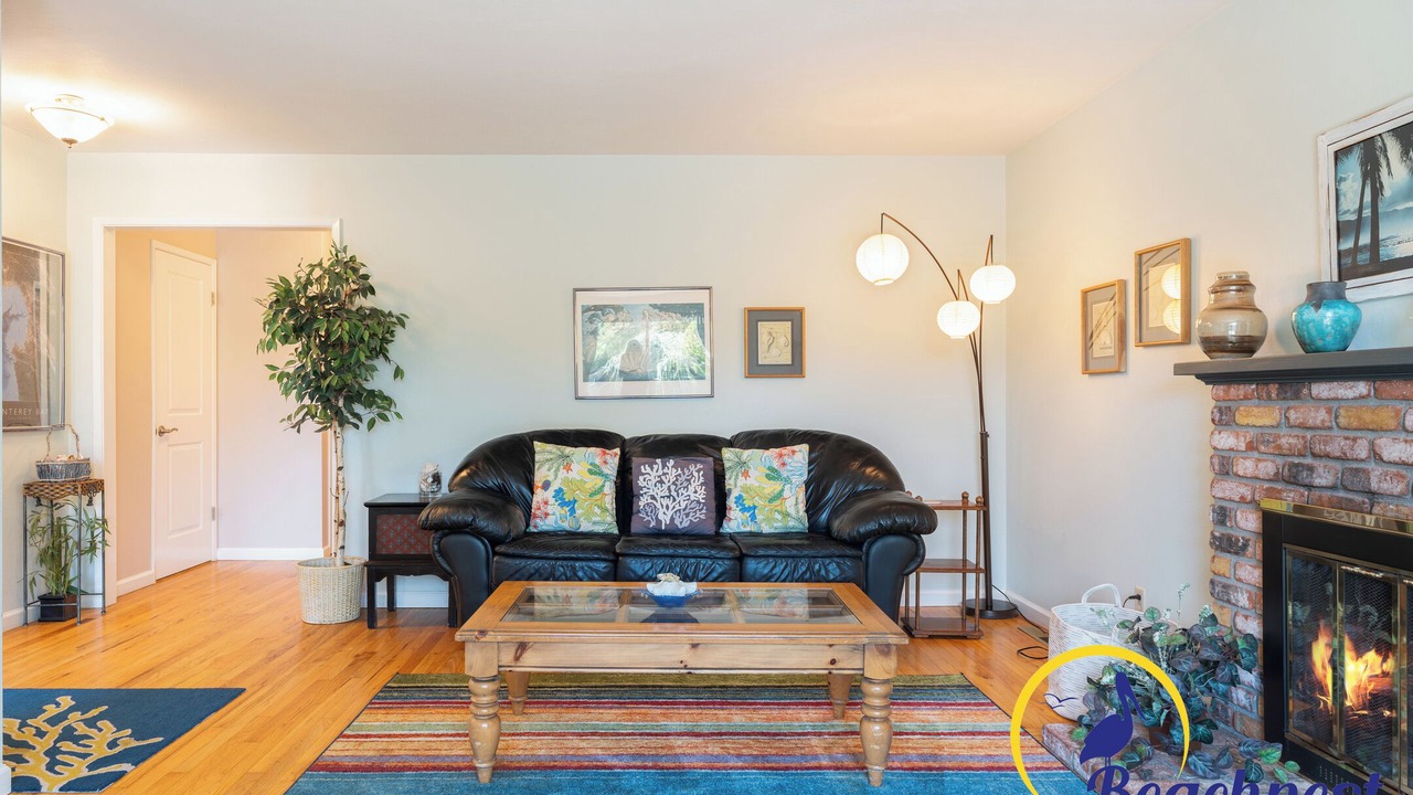 Photo of Livingroom in Westside Santa Cruz
