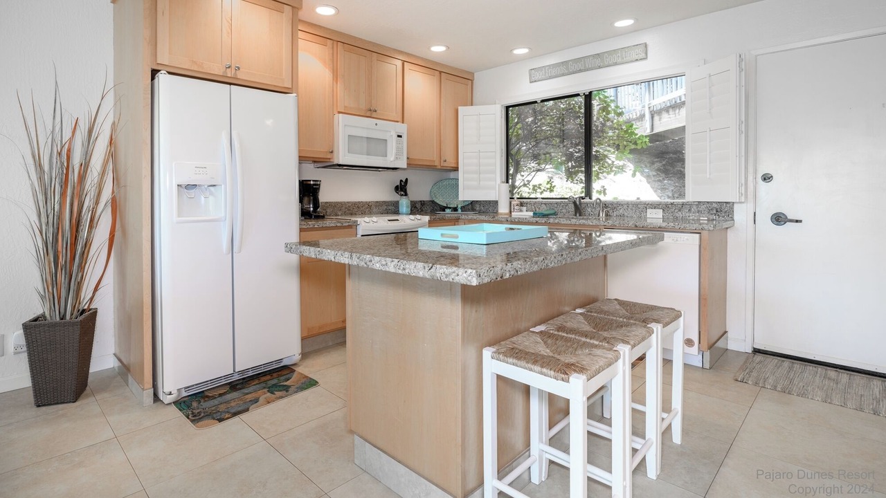 Photo of Kitchen in Pajaro Dunes