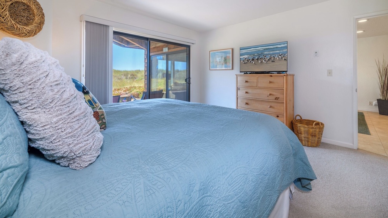 Photo of Bedroom in Pajaro Dunes