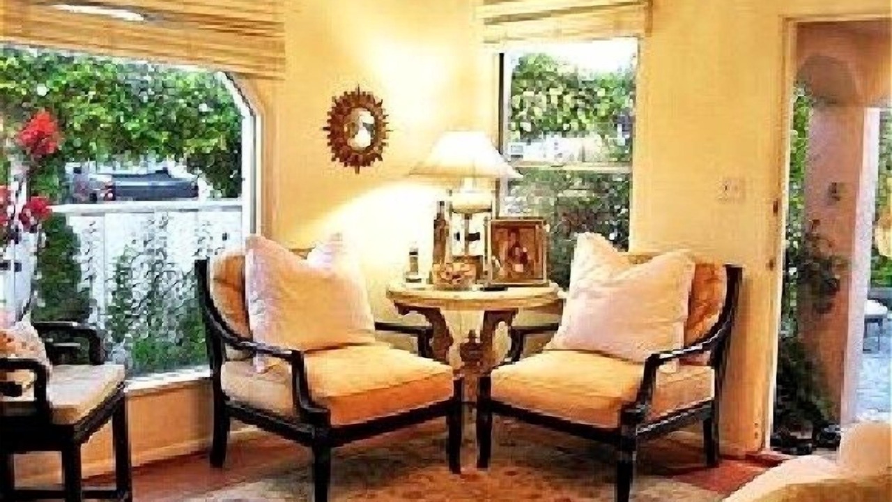 Photo of Livingroom in Eastside Santa Cruz