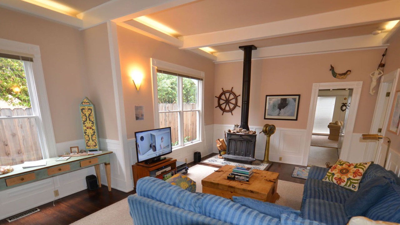 Photo of Bedroom in Eastside Santa Cruz