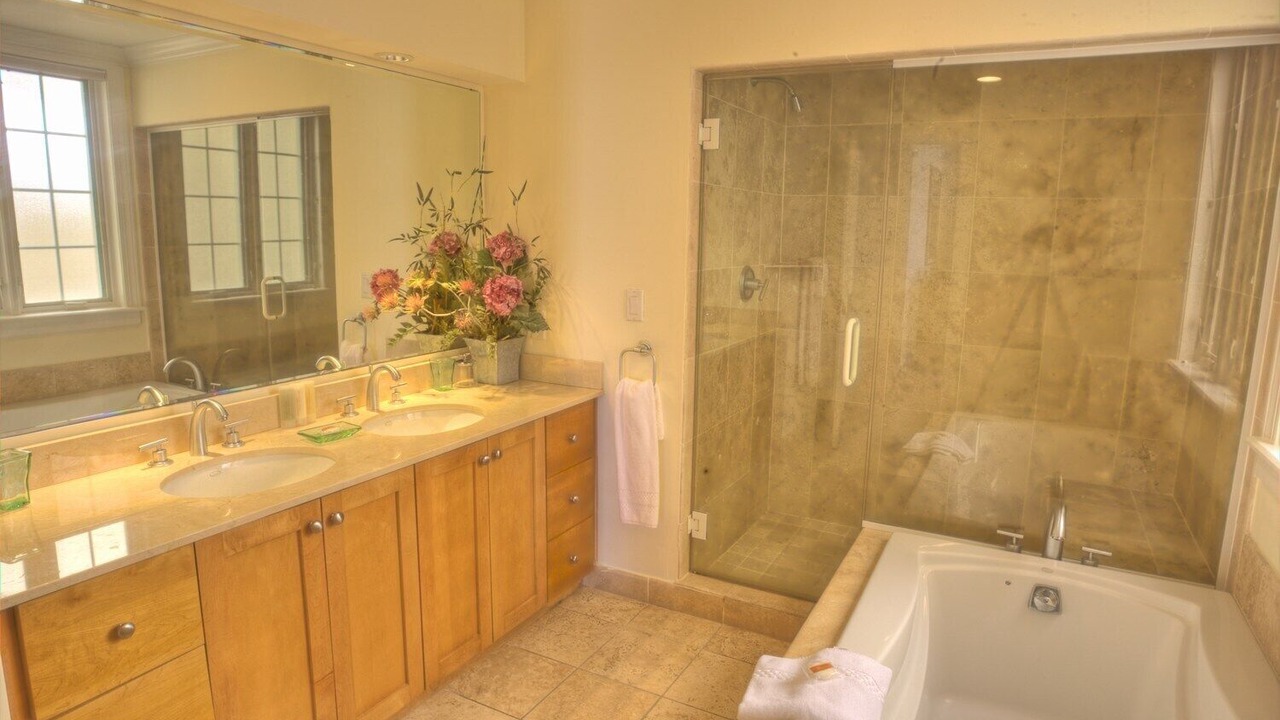 Photo of Bathroom in Grace Bay