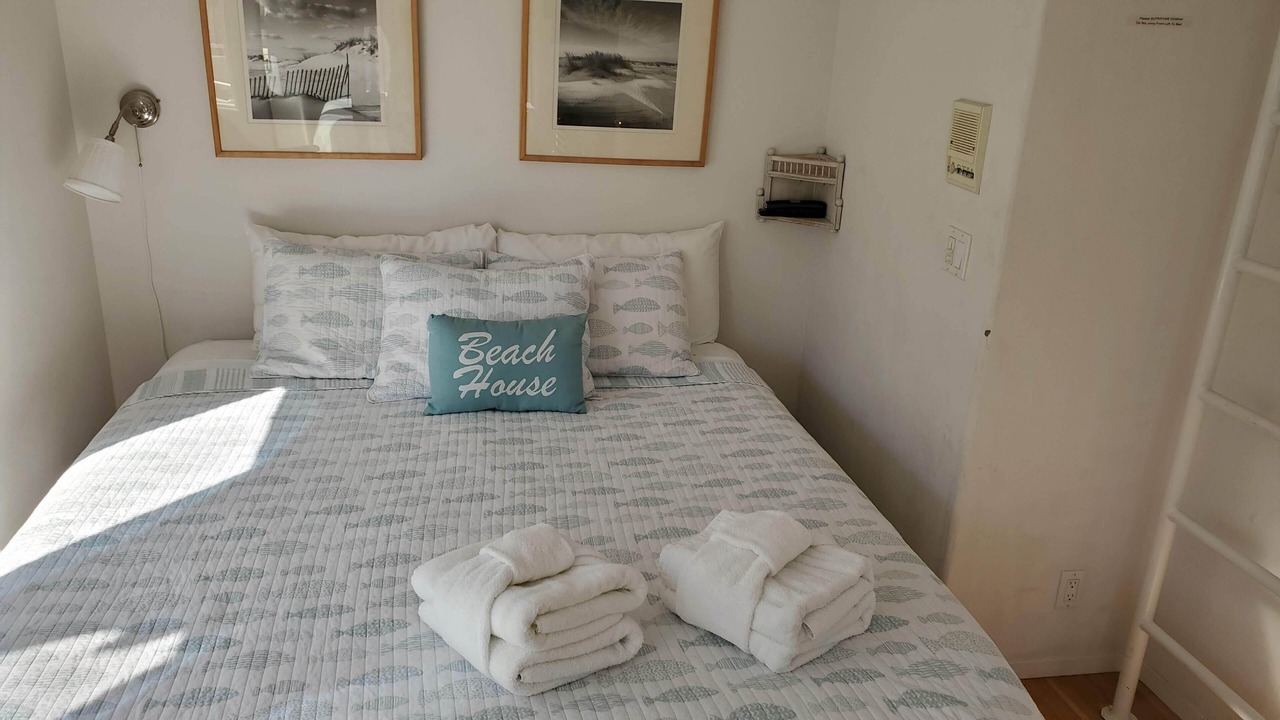 Photo of Bedroom in Eastside Santa Cruz