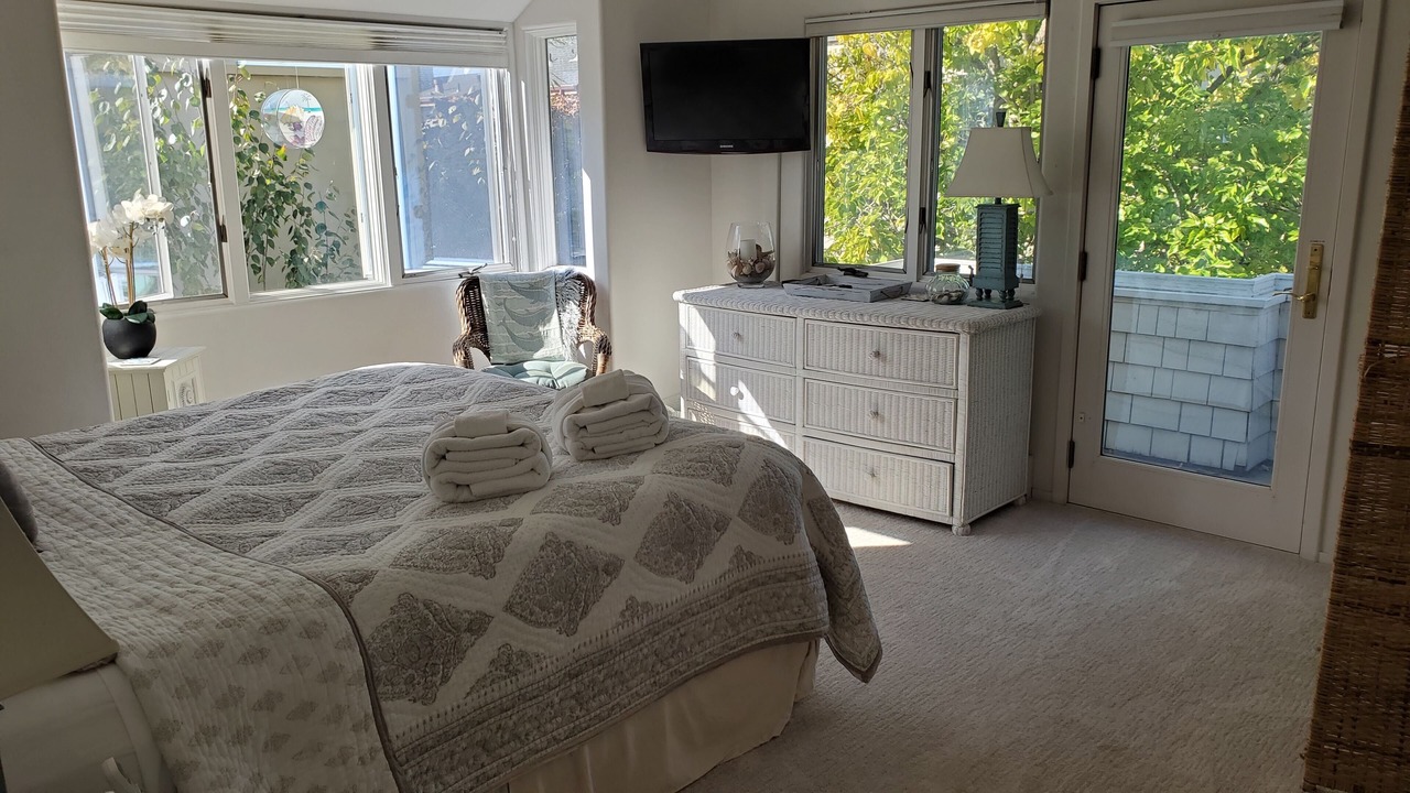 Photo of Bedroom in Eastside Santa Cruz
