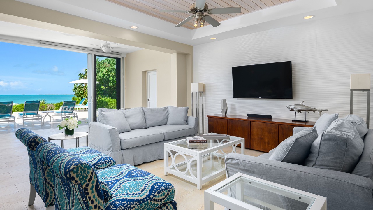 Photo of Livingroom in Ocean Point