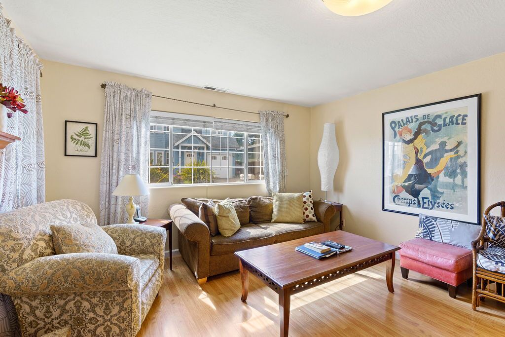 Photo of Livingroom in Aptos