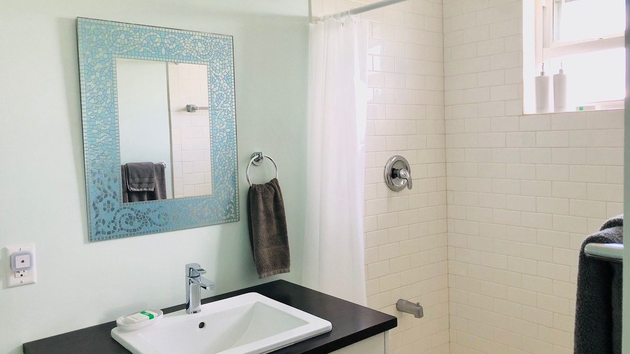 Photo of Bathroom in Long Bay Hills