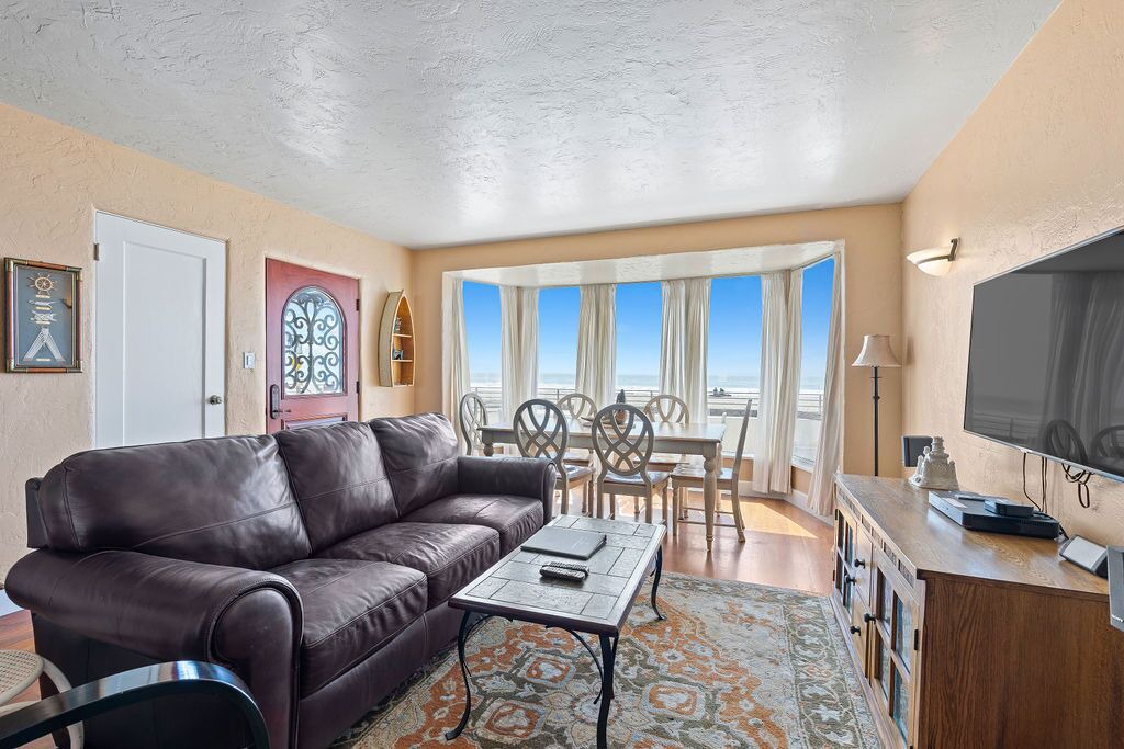 Photo of Livingroom in Rio del Mar