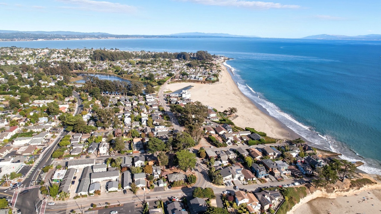 Photo of Outdoor in Eastside Santa Cruz