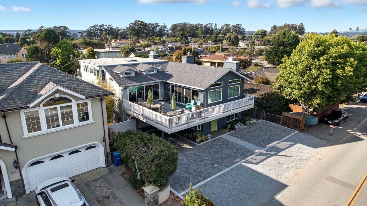 Photo of Outdoor in Eastside Santa Cruz
