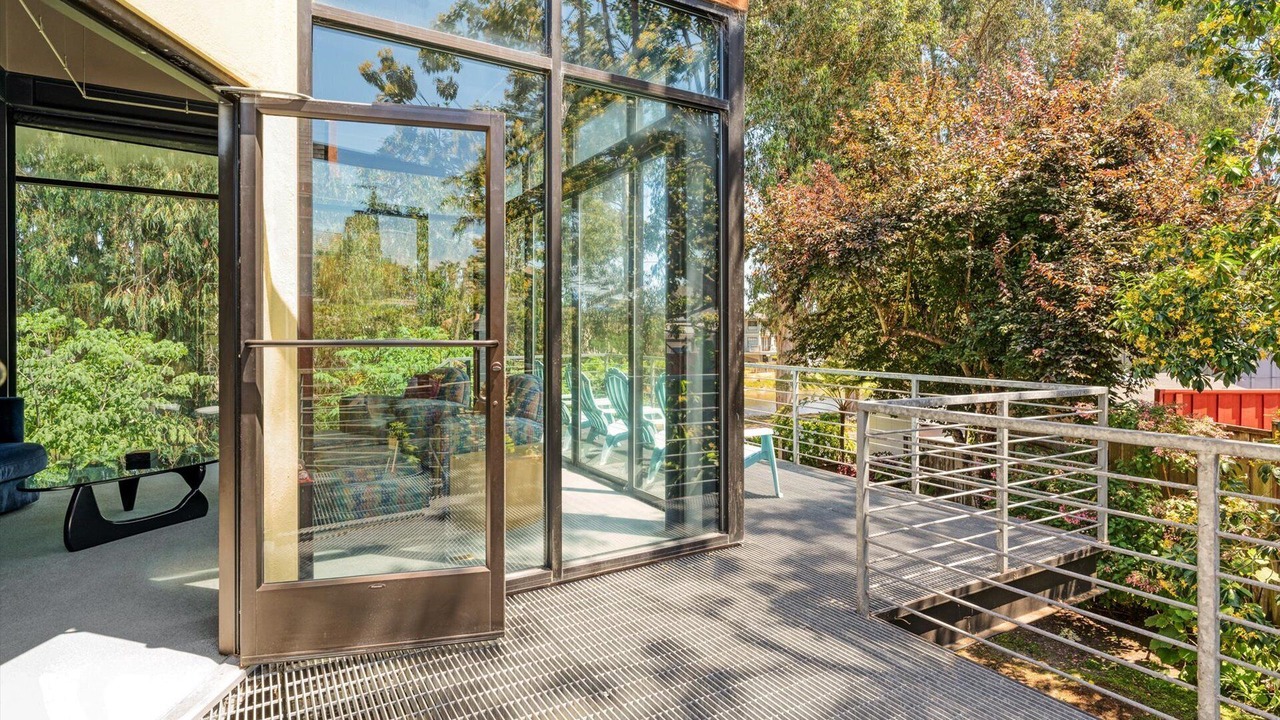 Photo of Patio Balcony in Opal Cliffs
