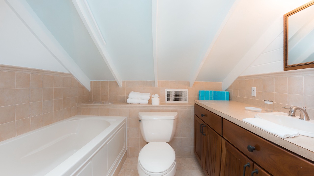 Photo of Bathroom in Cockburn Town
