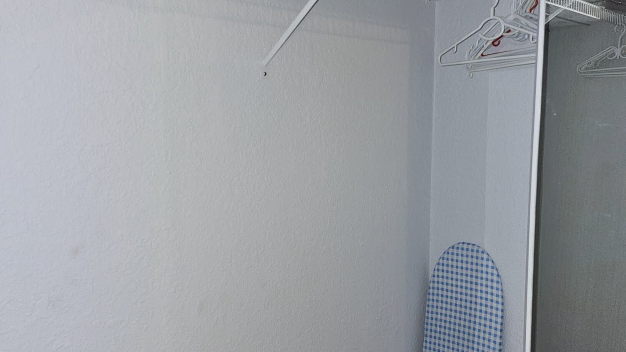 Photo of Bedroom in Leeward Settlement