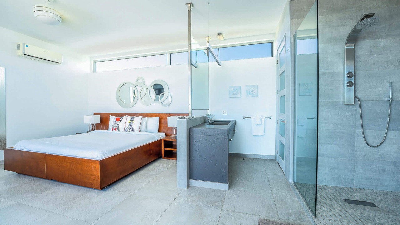 Photo of Bedroom in Long Bay