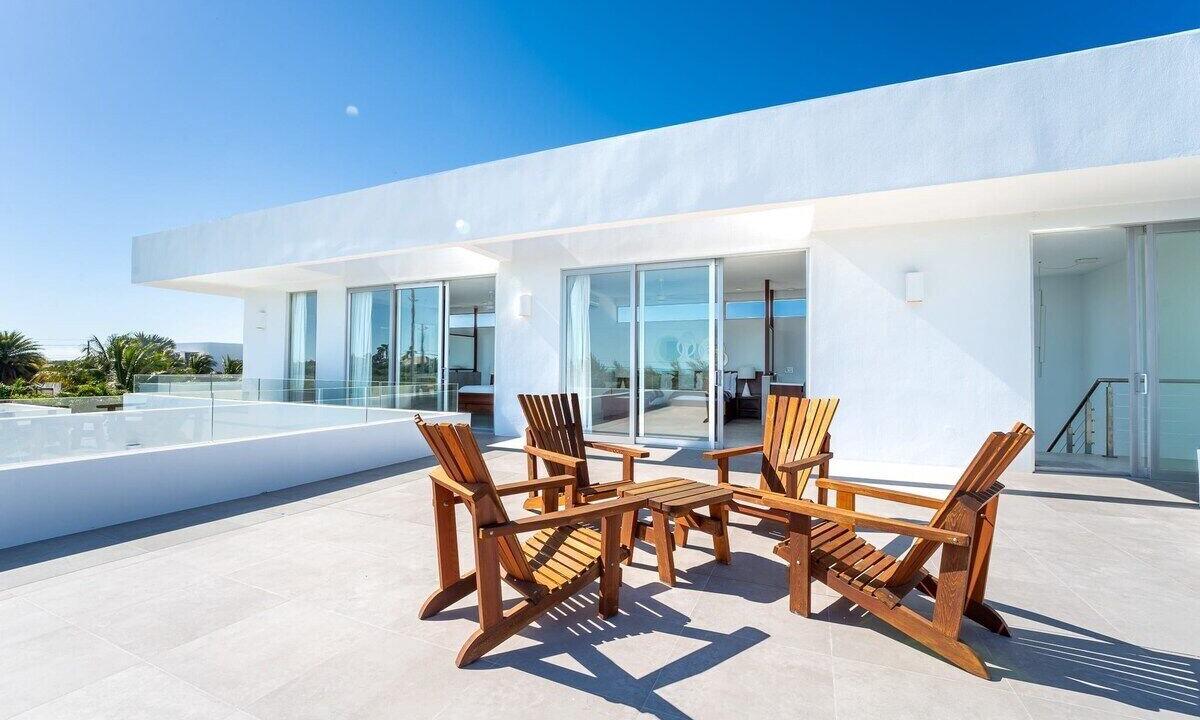 Photo of Patio Balcony in Long Bay