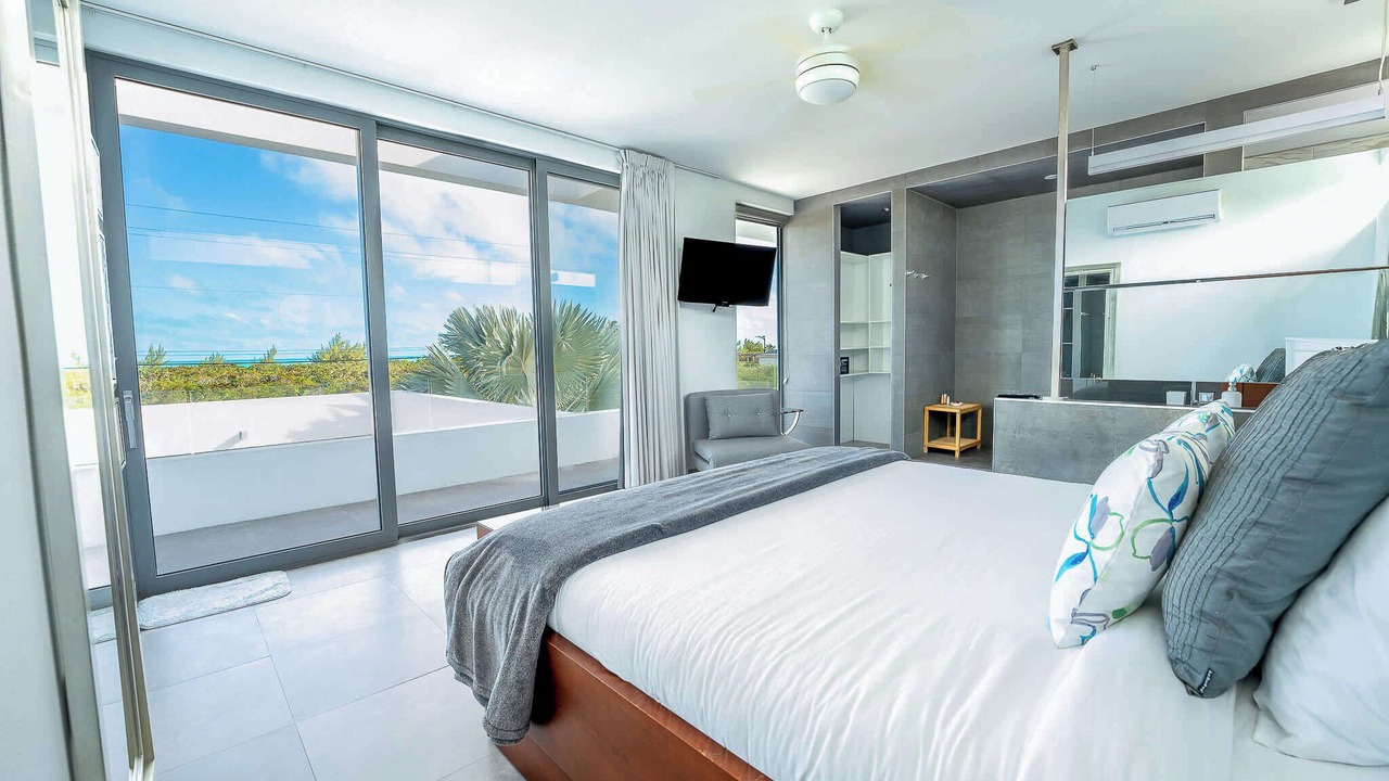 Photo of Bedroom in Long Bay