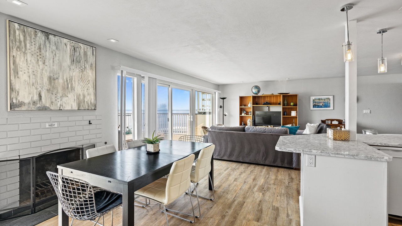 Photo of Livingroom in Rio del Mar
