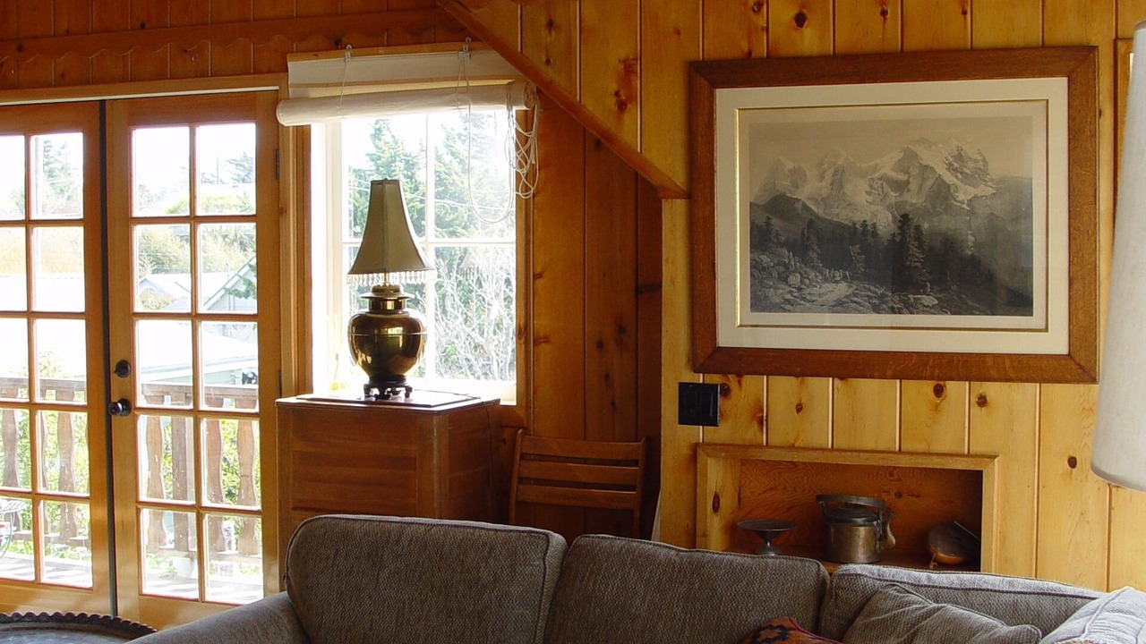 Photo of Livingroom in Eastside Santa Cruz