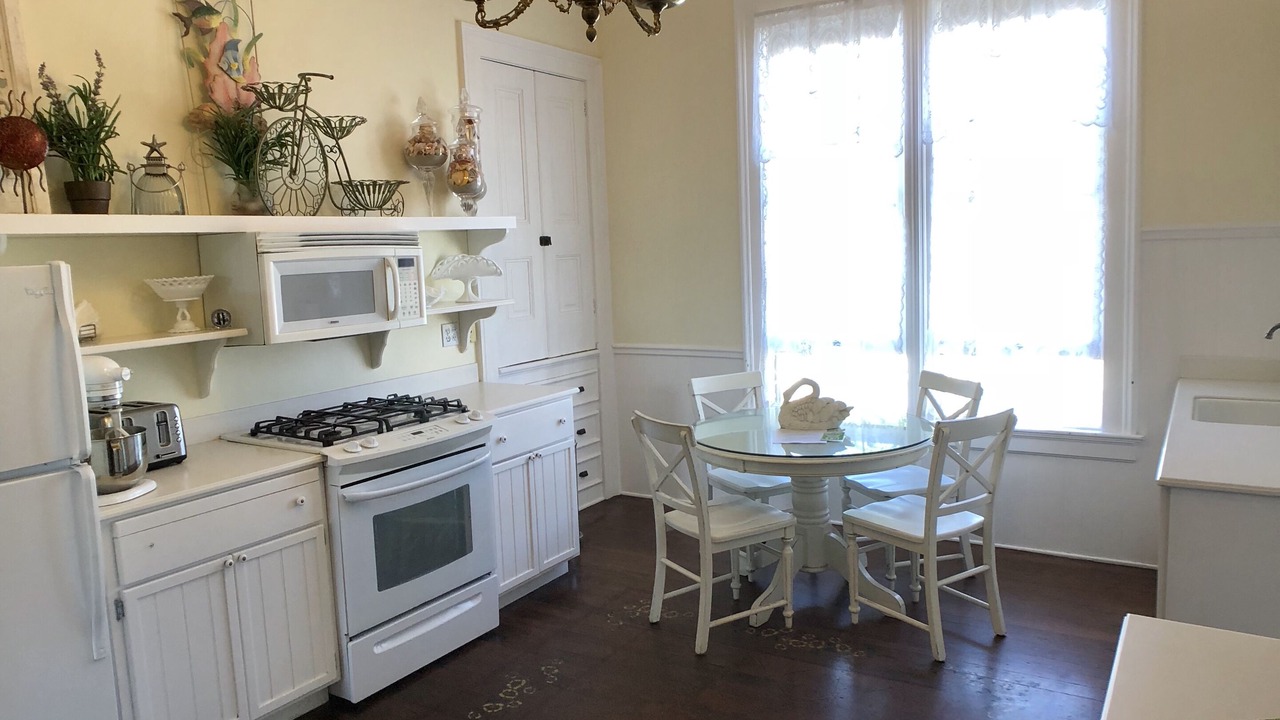 Photo of Kitchen in Beach Hill - Beach Flats