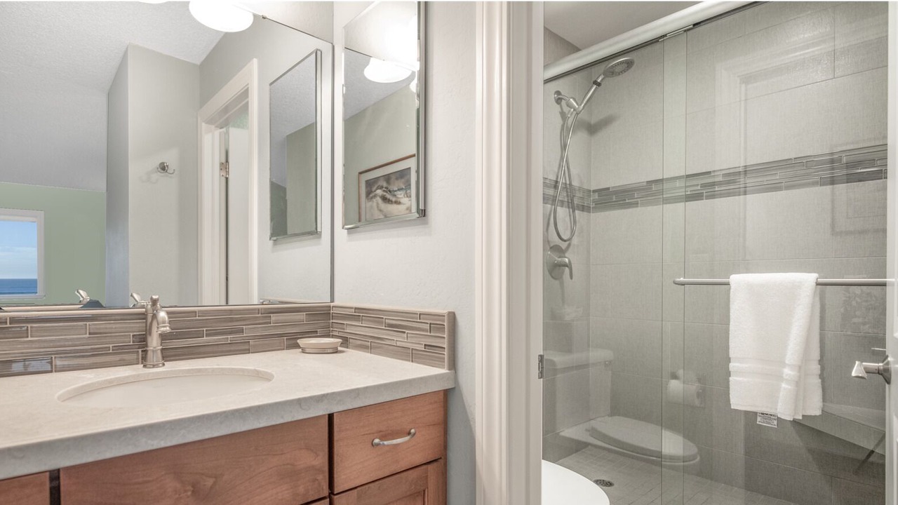 Photo of Bathroom in Pajaro Dunes