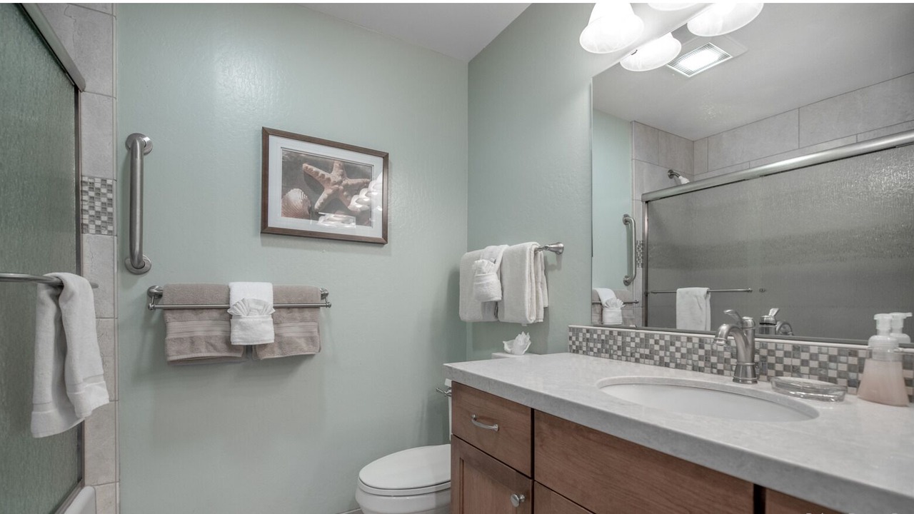 Photo of Bathroom in Pajaro Dunes