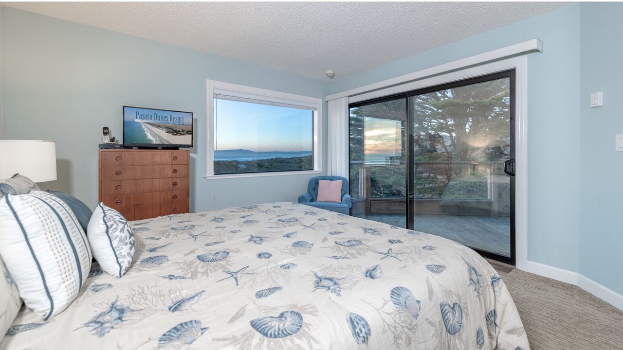Photo of Bedroom in Pajaro Dunes