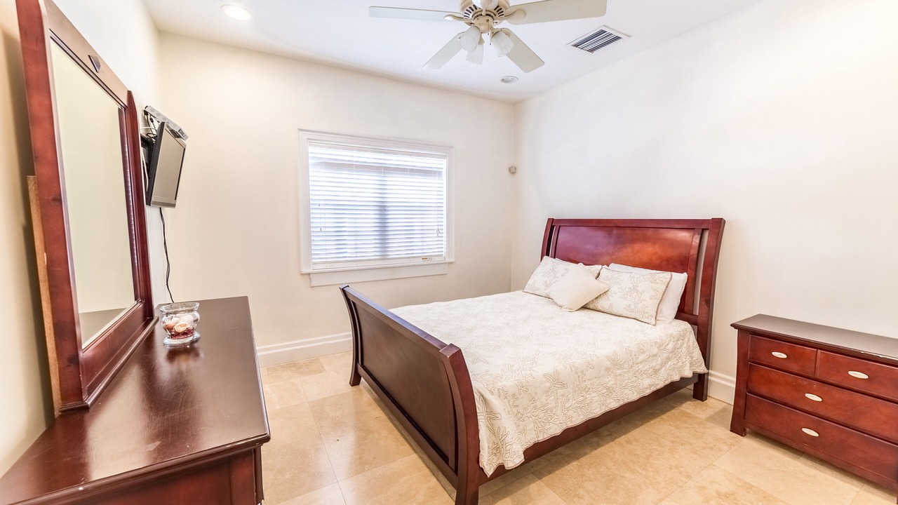 Photo of Bedroom in Ocean Point