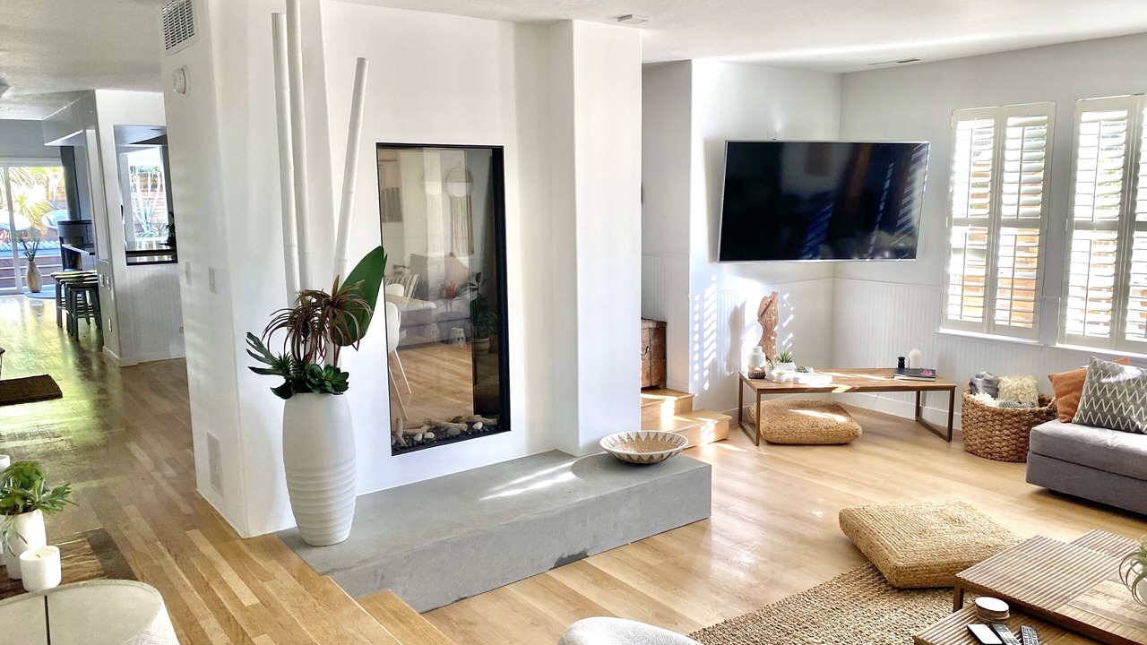 Photo of Livingroom in Westside Santa Cruz