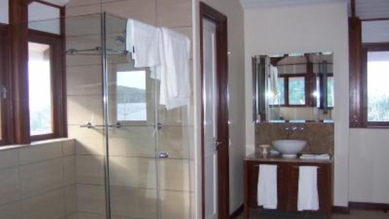 Photo of Bathroom in Eden Island