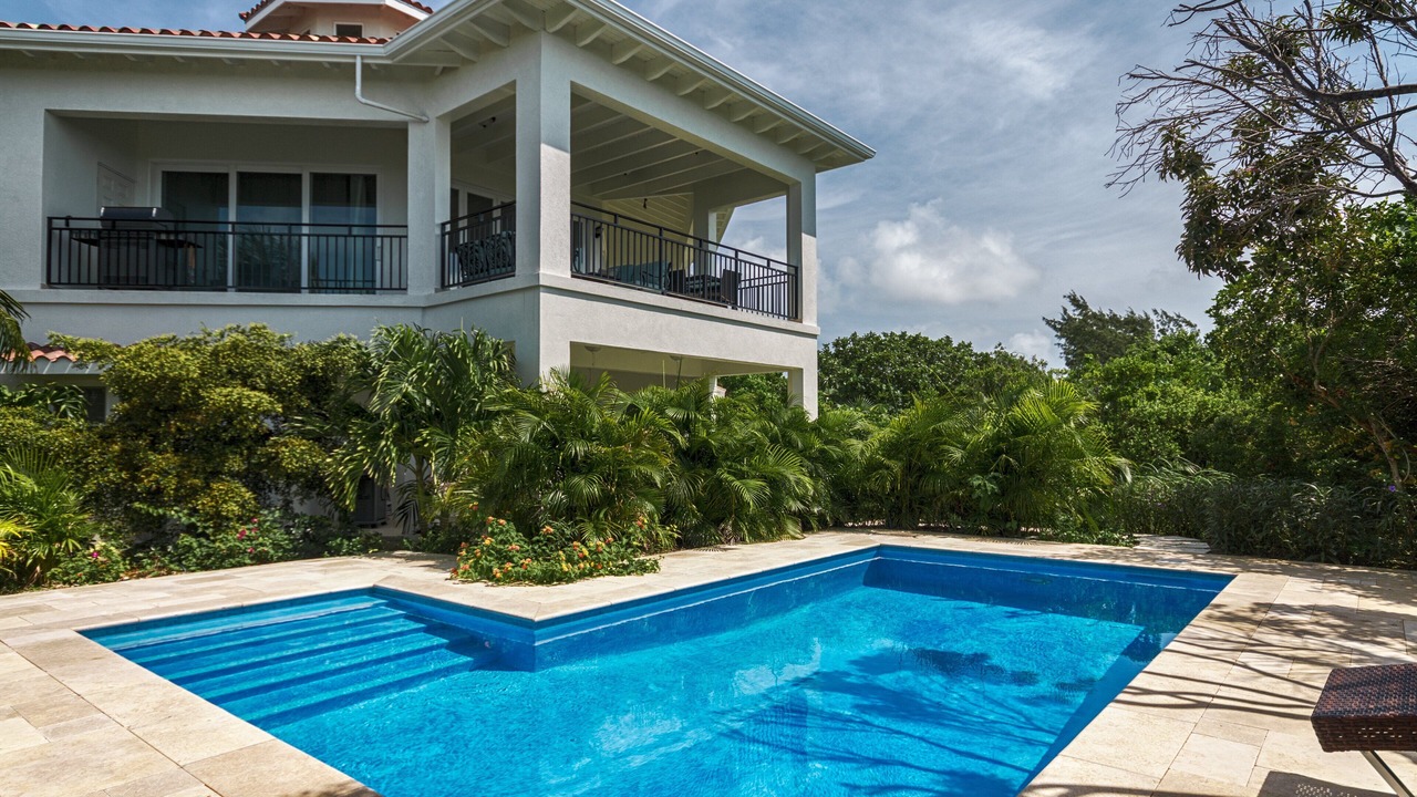 Photo of Outdoor in Long Bay Hills
