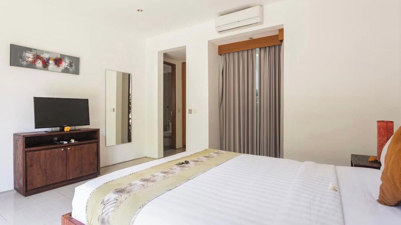 Photo of Bedroom in Drupadi