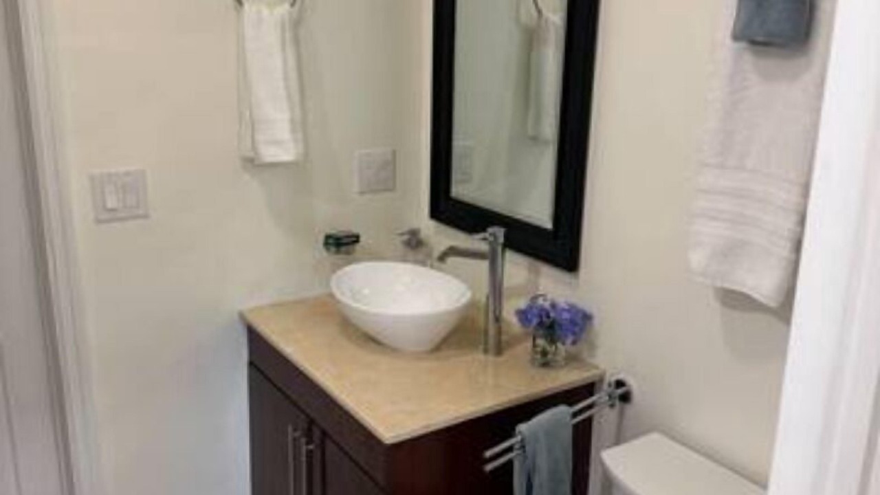 Photo of Bathroom in Long Bay Hills