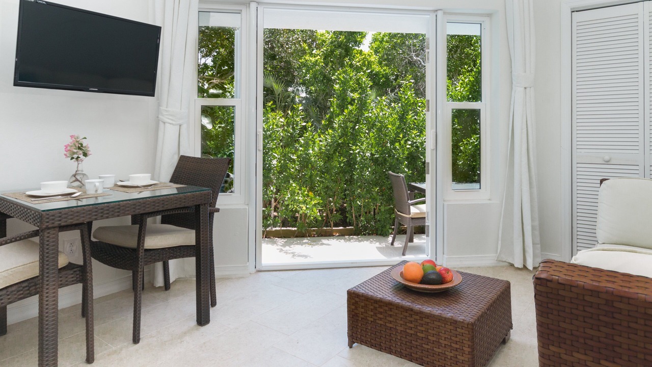 Photo of Outdoor in Long Bay Hills