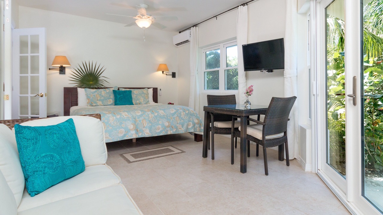 Photo of Outdoor in Long Bay Hills