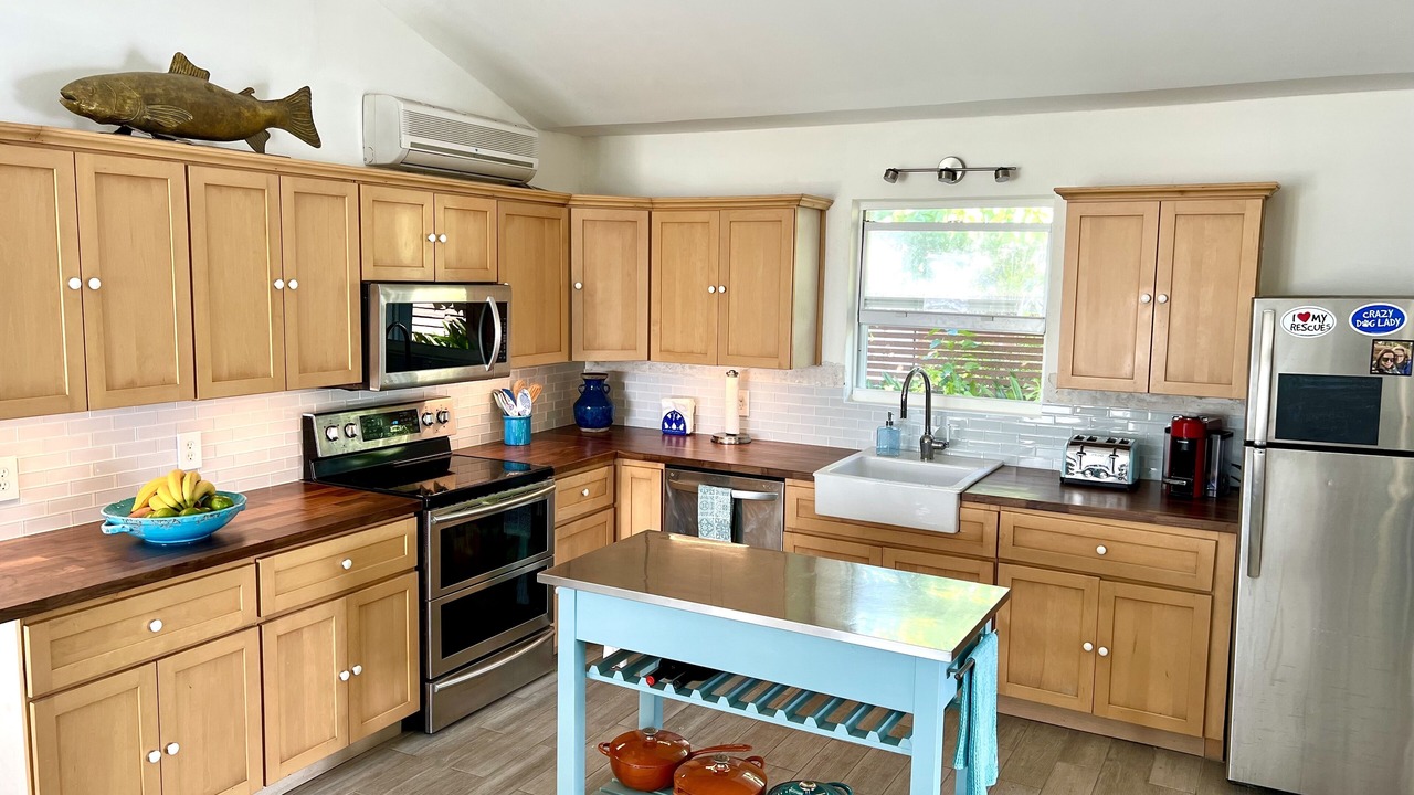 Photo of Kitchen in Cockburn Town
