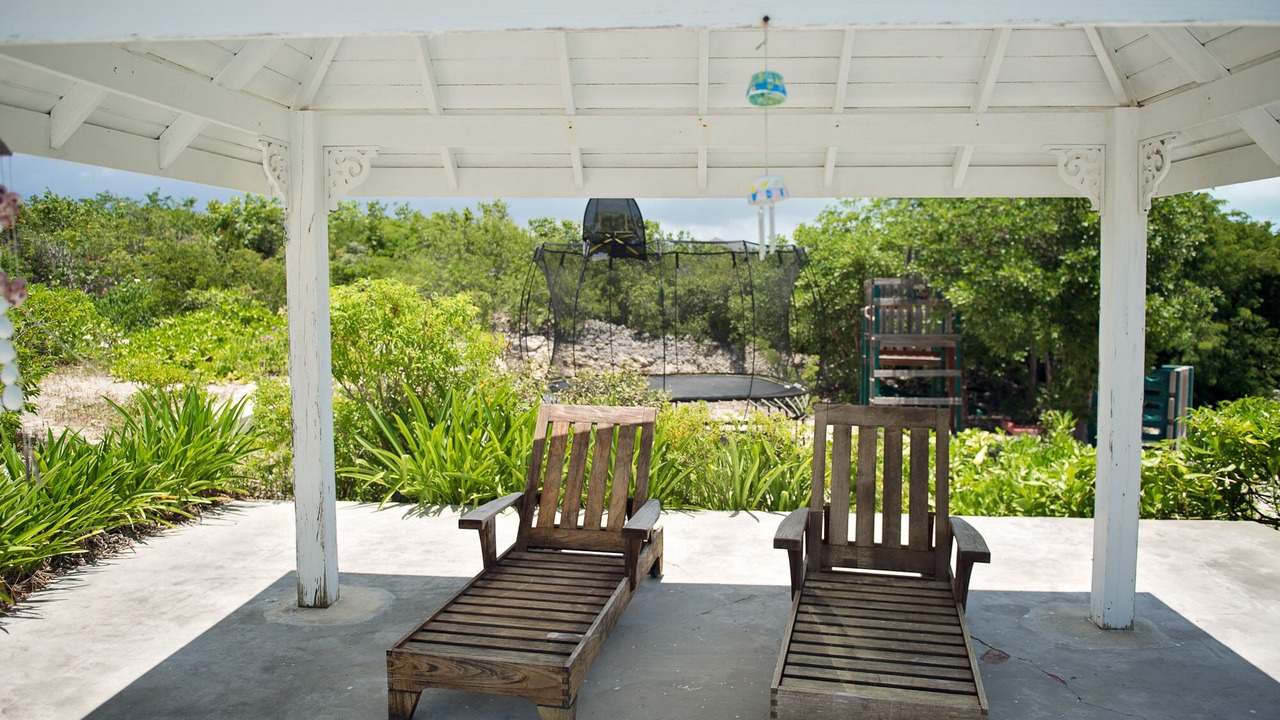 Photo of Patio Balcony in Long Bay Hills