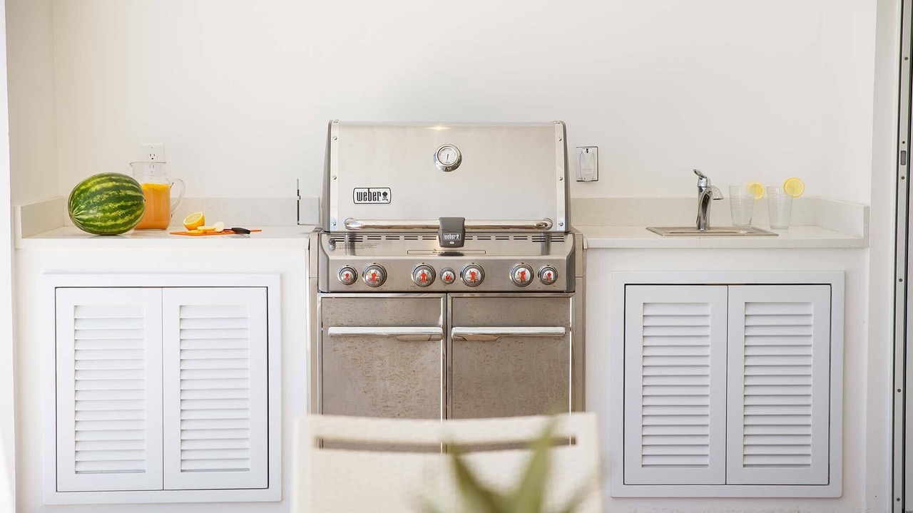 Photo of Kitchen in Leeward Settlement