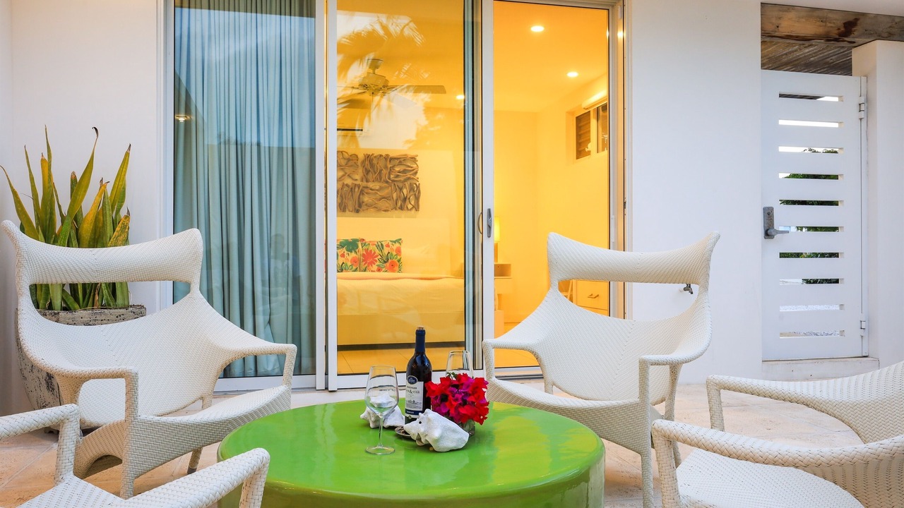 Photo of Patio Balcony in Leeward Settlement
