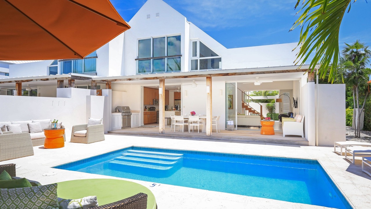 Photo of Outdoor in Leeward Settlement