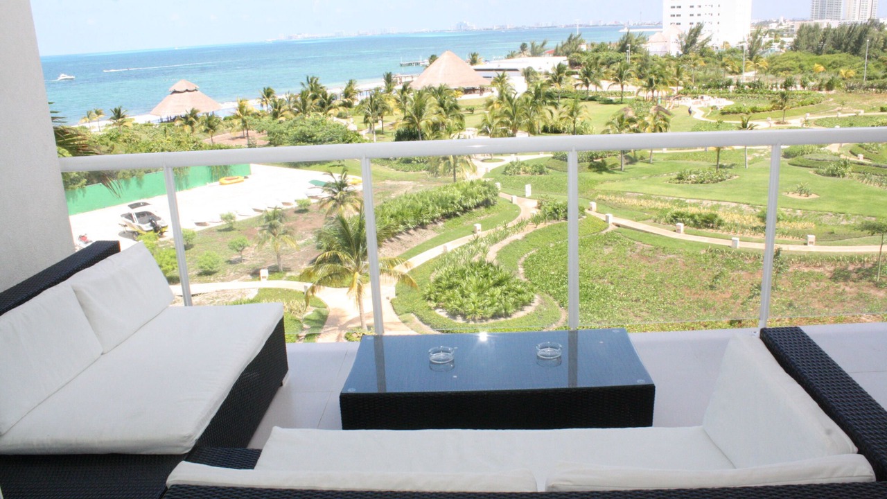 Photo of Patio Balcony in Puerto Juarez