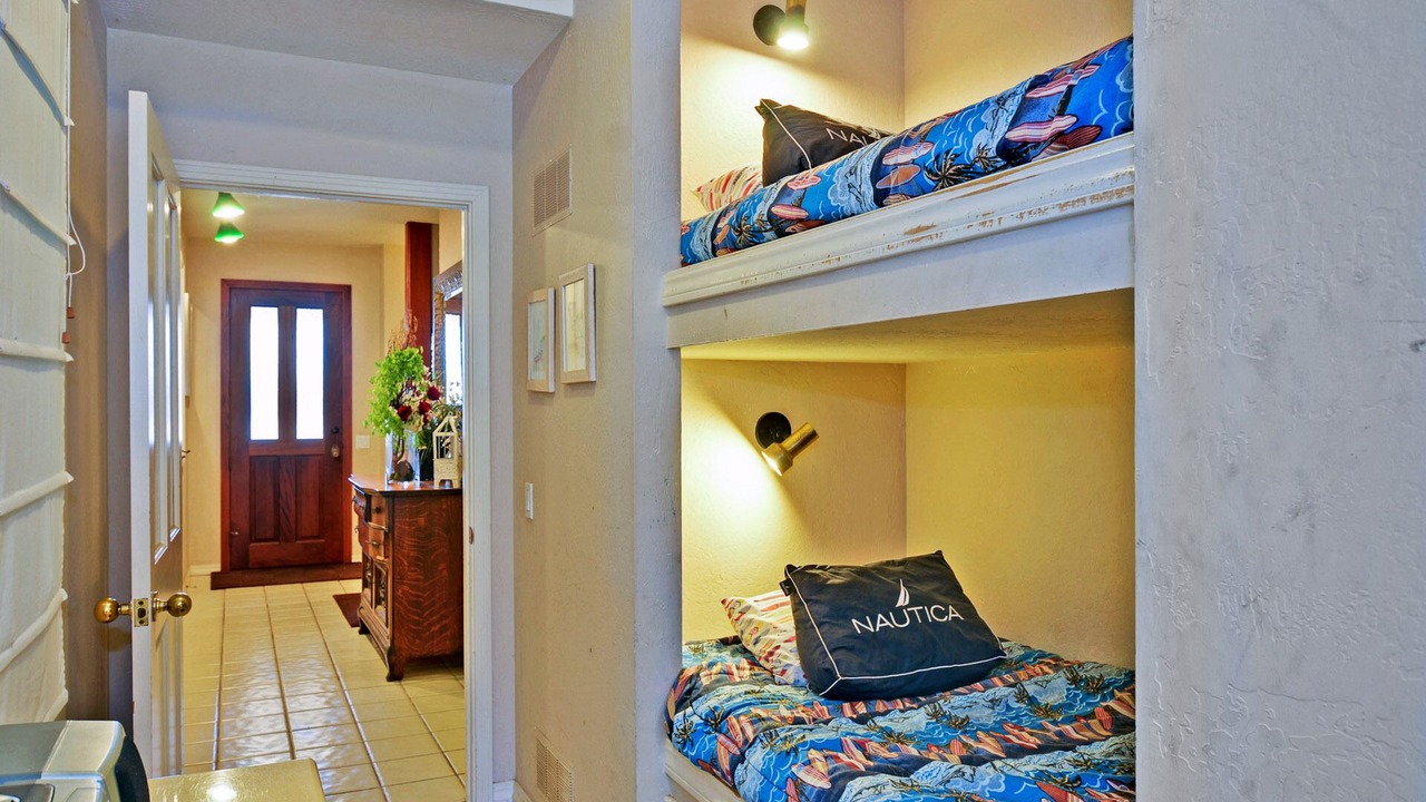 Photo of Bedroom in Eastside Santa Cruz