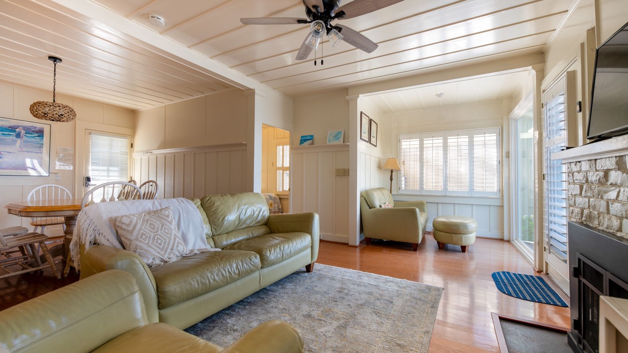 Photo of Livingroom in Eastside Santa Cruz