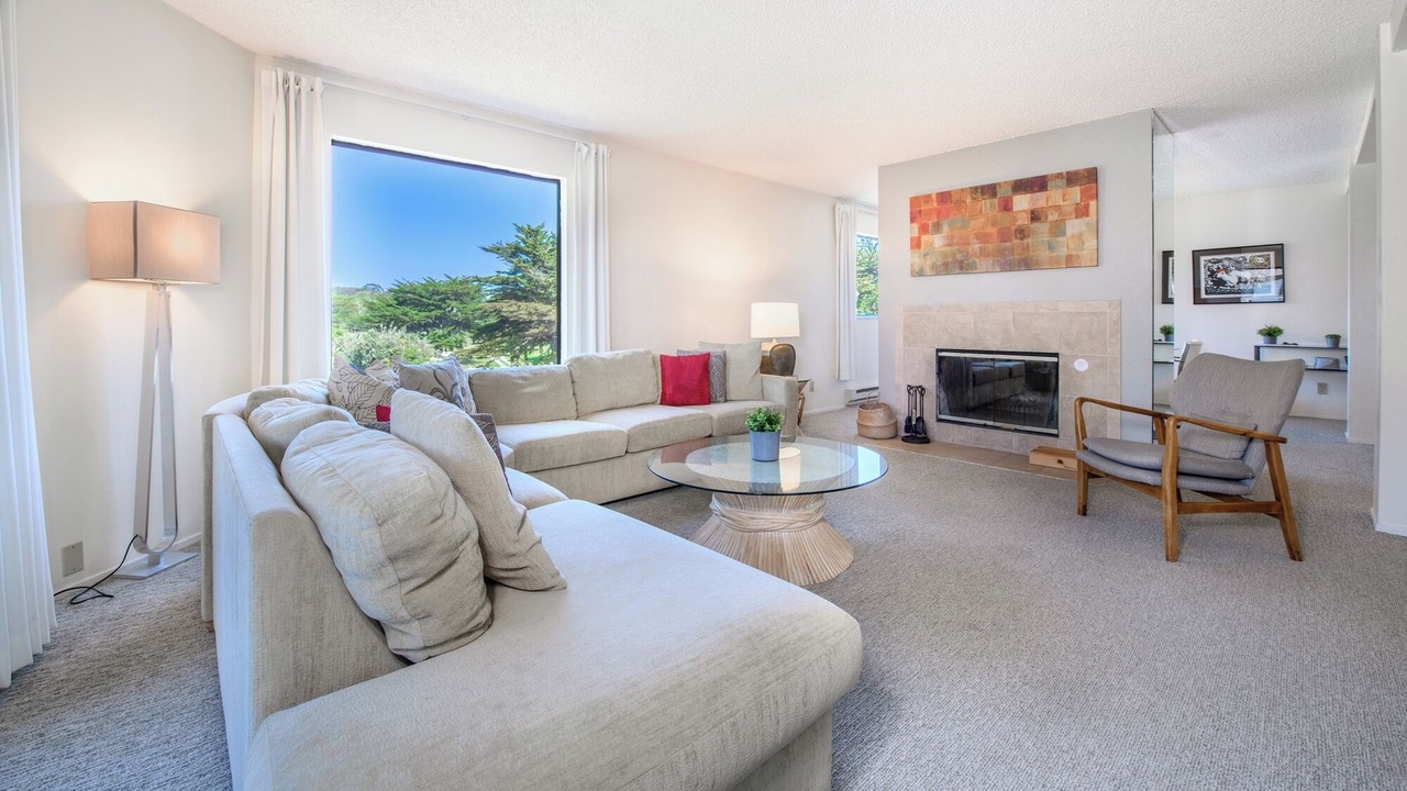 Photo of Livingroom in Pajaro Dunes