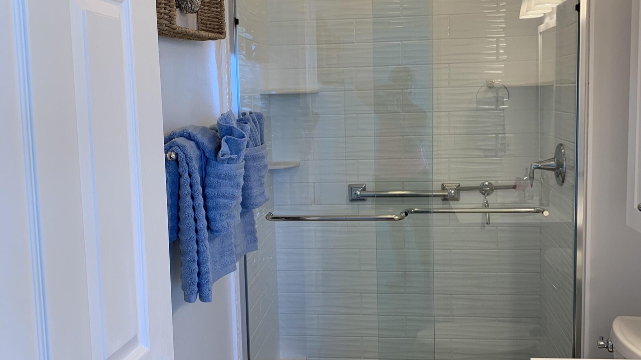 Photo of Bathroom in Wheeland Settlement