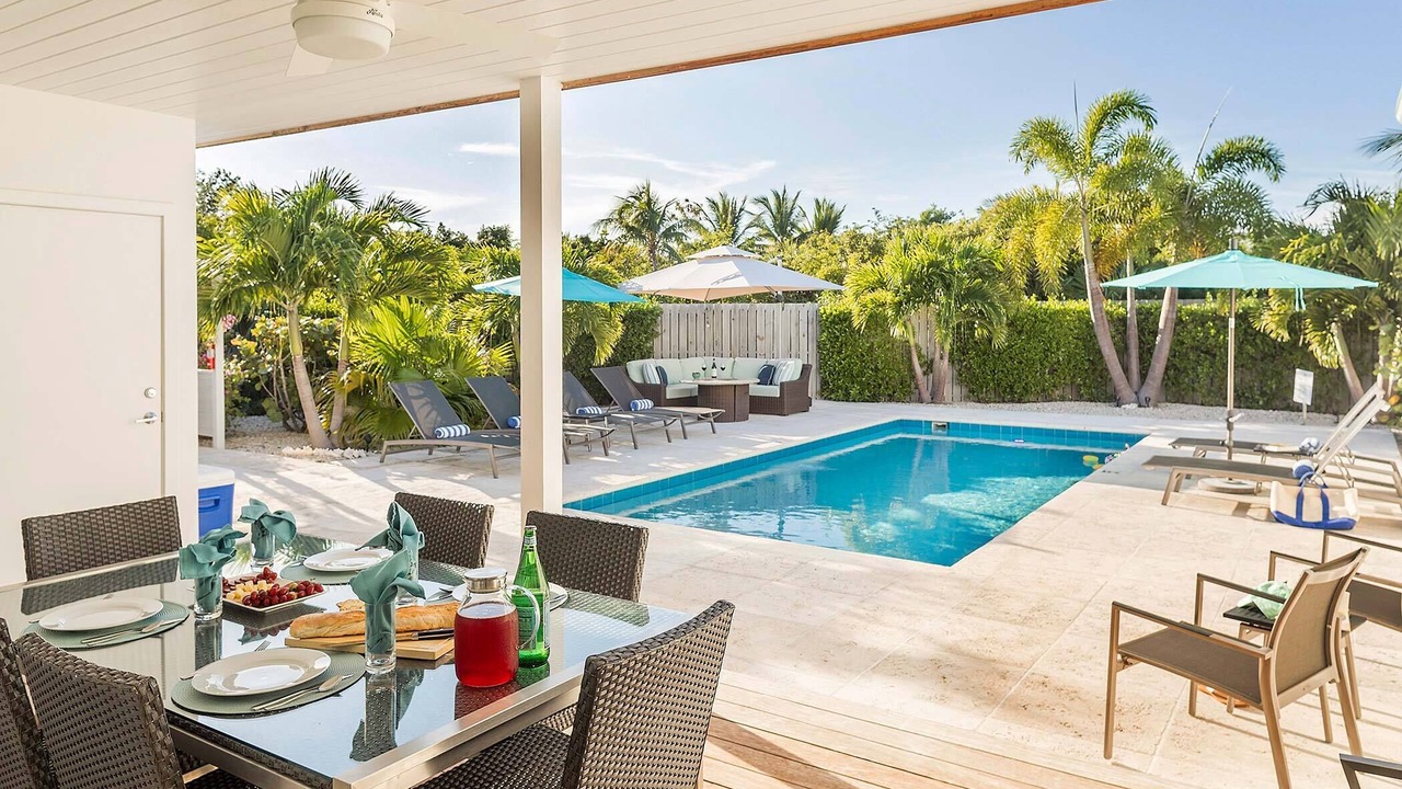 Photo of Outdoor in Leeward Settlement
