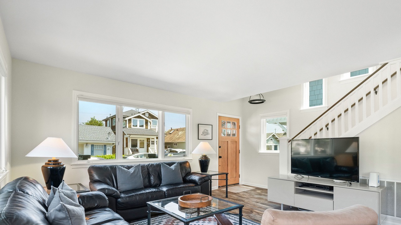Photo of Livingroom in Seabright